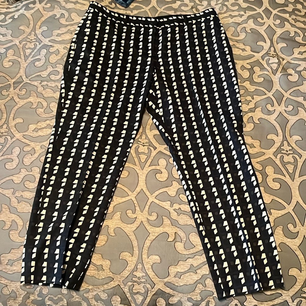 Theory Patterned Crop Pants Size 8 - image 1